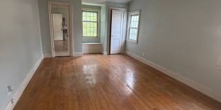 Spacious 5 bedroom 3 bathroom home Gallery 22