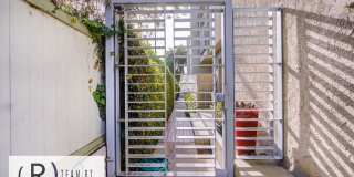 Gorgeous townhouse in a quiet 6-unit gated complex Gallery 4