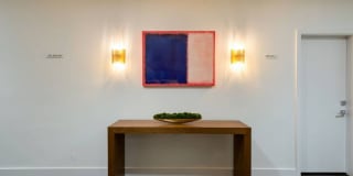 838 N DOHENY Dr Gallery 29