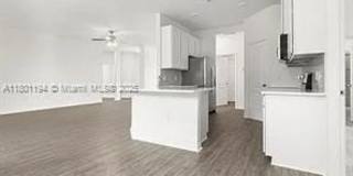 209 SE 26th Terrace Gallery 16