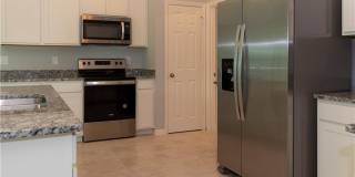 1400 SW 1st Terrace Gallery 7