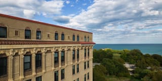 Shoreland Apartments Gallery 20