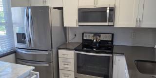 2106 S Cypress Bend Drive Gallery 1