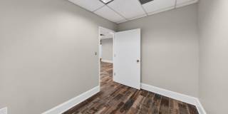 2141 WISCONSIN Avenue NW Gallery 11