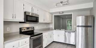 The Landings at Riverside Gallery 17