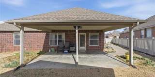 701 E Boston Street Gallery 27