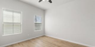 1628 Ewing Avenue Gallery 22