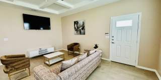 3013 W Driftwood St Gallery 6