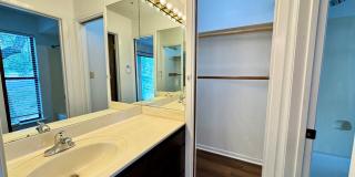 Move-In Ready Townhome with Thoughtful Multi-Level Design And NEW Flooring! Gallery 14