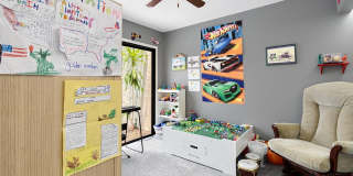 378 SW 28th Avenue Gallery 21