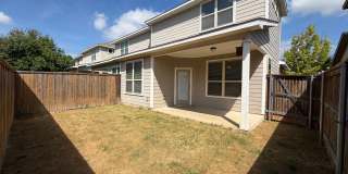 Great Location ~ Fabulous Townhome in New Braunfels 3/2.5 ~ Minutes from Gruene ~ Move in Ready! Gallery 18
