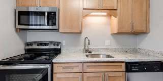 1120 & 1136 York Gallery 10