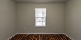 2 bed, 1 bath in great location - move in ready! Gallery 22