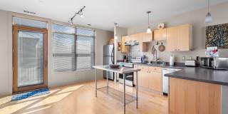 Luxury Furnished Loft on Broadway Luxury Furnished Loft on Broadway Gallery 9
