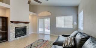 IMMACULATE & IMMEDIATE OCCUPANCY 3BEDROOM GREEN VALLEY BEAUTY! Gallery 12