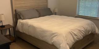 LARGE 3 BEDROOM TOWNHOME Gallery 16
