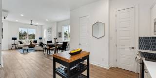 3214 N ELMENDORF ST Gallery 8
