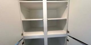 Spacious 3 bedroom 2.5 bath Condo for rent in Woodland Hills! Gallery 42
