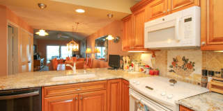 ** SMOKEHOUSE BAY OF MARCO ** 2/2 SEASONAL UNIT ON MARCO ISLAND AVAILABLE ** BEST WATERWAY VIEW HERE ** Gallery 53