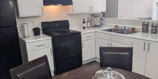 6016 S Park Apartments Gallery 1