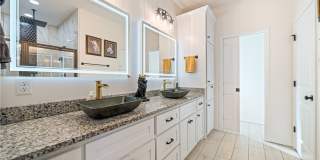 11526 S Creek Drive Gallery 14
