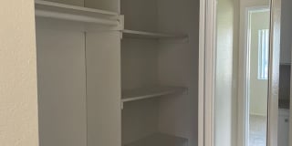Summer Brook Apartments Gallery 39