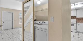 3750 SW 60th Ter Gallery 48