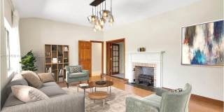 118 E 3rd Ct Gallery 9