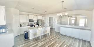 1307 Cesarina St. Gallery 8