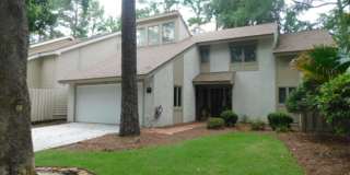 Adorable home in Moss Creek Gallery 1