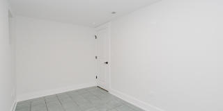 5509 N Central Avenue Gallery 19