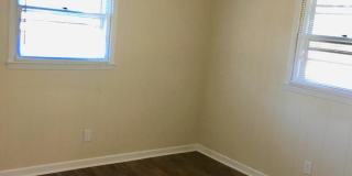 N Kerr Avenue - Duplex home - Move In Ready!!! Gallery 17