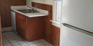 3 bedroom 1 bath single family home in northwest campus. Gallery 5