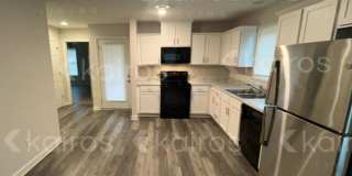 1451 Maxwell Circle Gallery 3