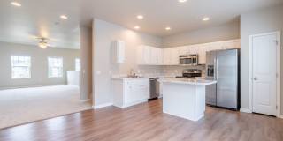 Huge, Open Floor Plan Townhome for RENT at Johnston Common Brownstones! Gallery 11