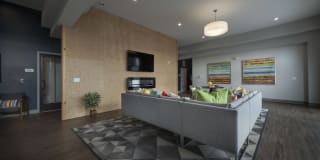 The Ivy at Berlin Place Gallery 32