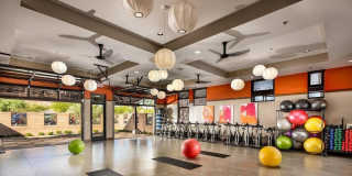 12725 W DALE Lane Gallery 58