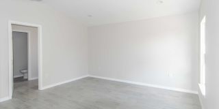 2911 Harper St Gallery 18