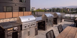 Jules on 3rd Gallery 15