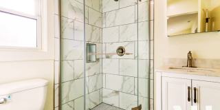 1030 West Apartments: Two, Four, & Five Bedrooms Near USC Campus! Gallery 43