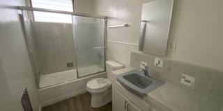 3747 CLARINGTON AVE Gallery 82