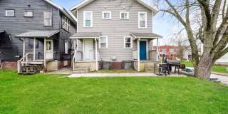 1113-1115 S 22nd St. Gallery 10