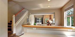 Bellevue Townhouse!!! Gallery 11