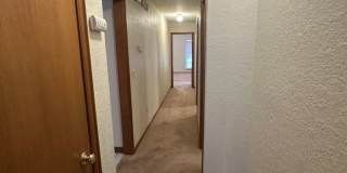4 Bed, 2.5 Bath Brick home with 2 car garage Gallery 36