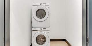 643-645 North 15th Street Gallery 18