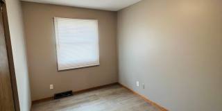 3 Bedroom Home w/ Garage in Marion, IA Gallery 20