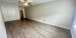 Fully updated, walking distance to UAMS Gallery 11