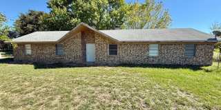Updated 4-bed/2-bath! Gallery 1