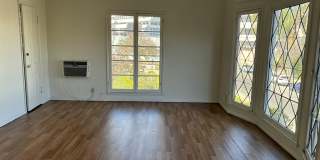 133 South Reeves Gallery 2