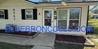 Great Price for renovated 2 bedroom unit with new flooring Gallery 1